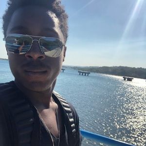 Meet your Posher, Darius